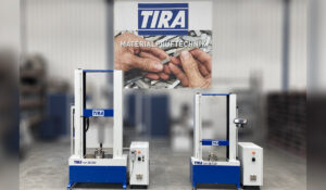 Zu sehen sind zwei Materialprüfmaschinen der TIRA GmbH, einem teilnehmenden Unternehmen bei der INDUSTRIE INTOUCH 2022.